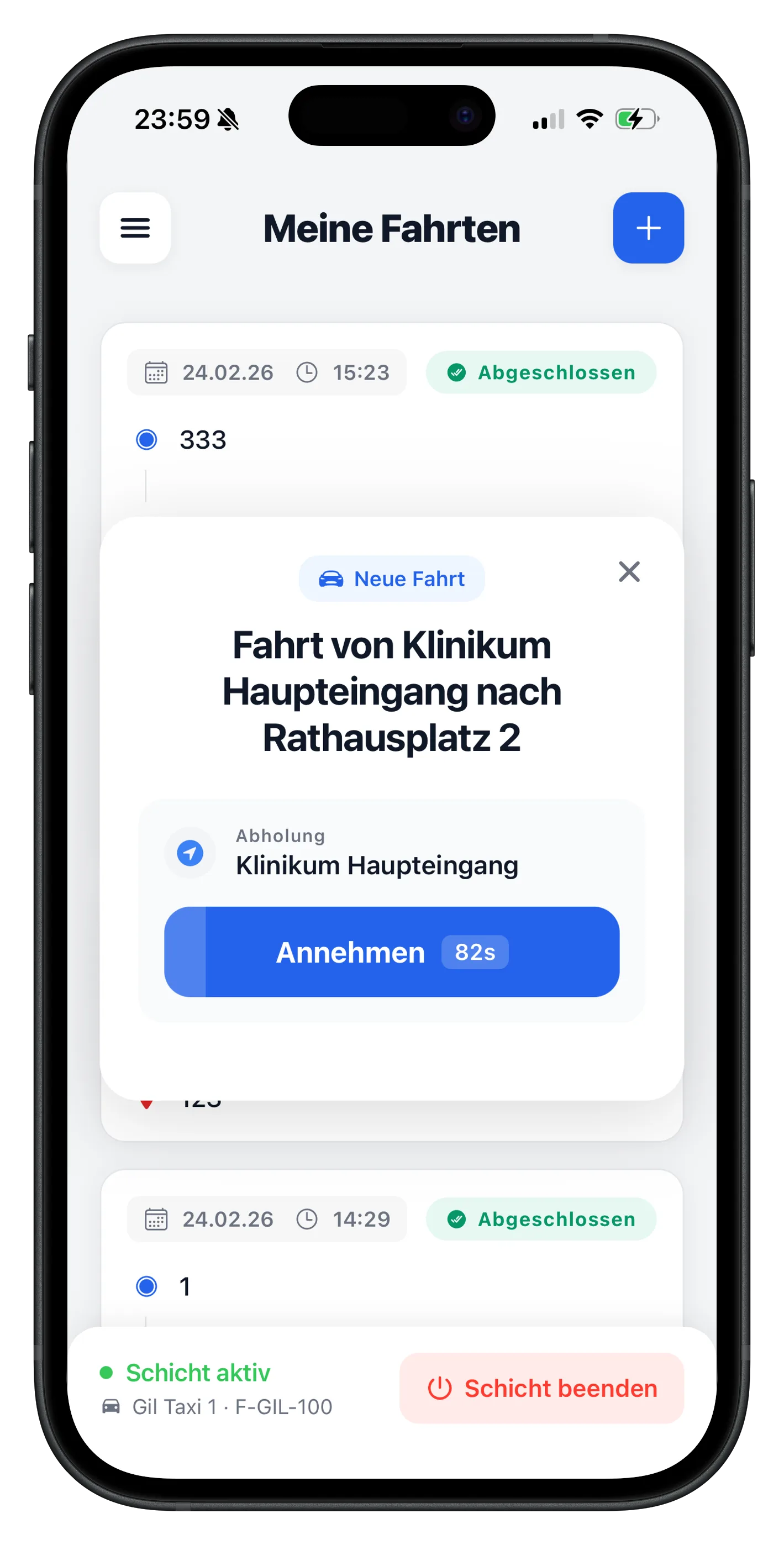 Fahrer-App: neue Fahrt per Push-Benachrichtigung auf dem Smartphone